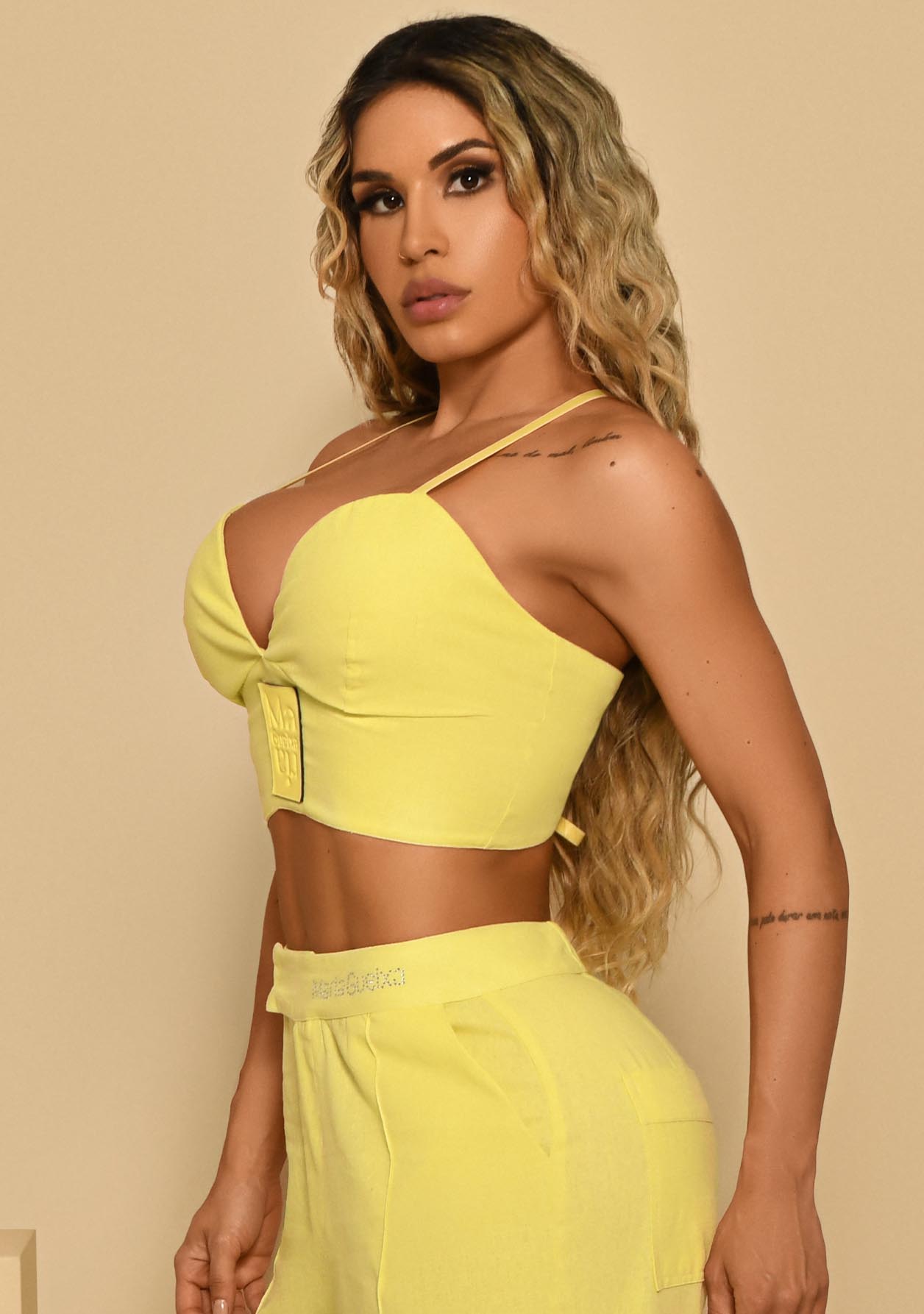 Conjunto top + calça frente única linho – Preto
